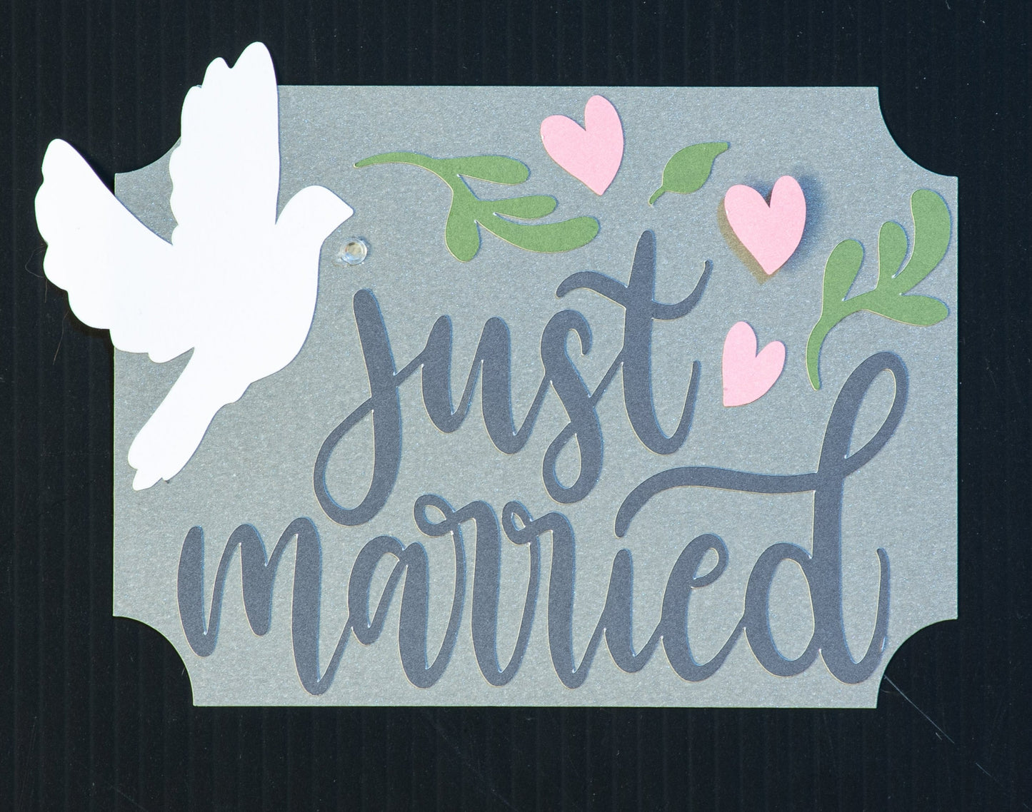 Titles - Just Married (dove)